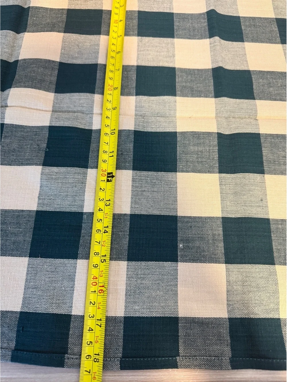 Set of 4 Green and Cream Checkered Cotton Napkins